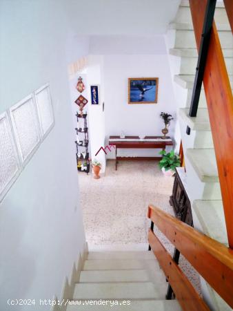 VENTA CASA AMPLIA, AYUNTAMIENTO - CADIZ