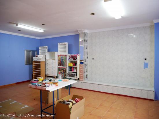 VENTA LOCAL COMERCIAL UBRIQUE - CADIZ