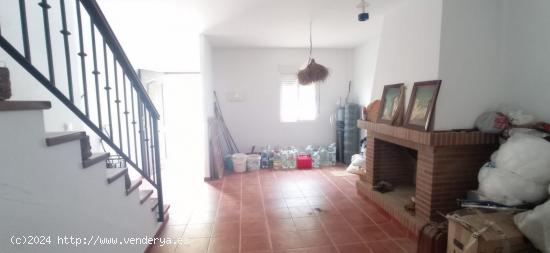 VENTA CASA VILLALUENGA DEL ROSARIO - CADIZ