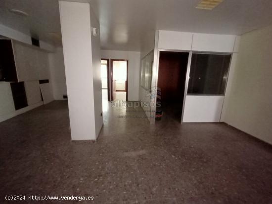  OFICINAS EN VENTA Y ALQUILER 220 METROS 6 DESPACHOS Y ZONA DE ESPERA Y RECEPCION - ALBACETE 