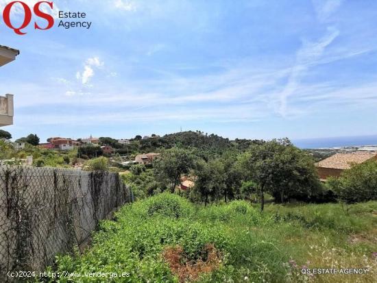 Parcela con vistas al mar en Santa Susanna - BARCELONA