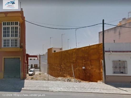 VENTA SUELO URBANO EN CHICLANA DE LA FRONTERA - CADIZ