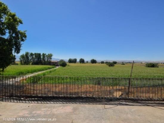 Casa y Finca Rústica - GRANADA