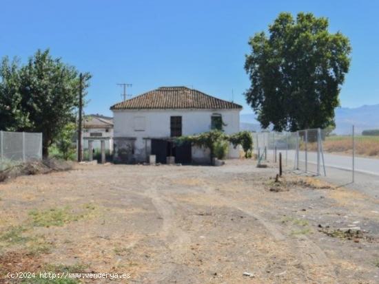 Casa y Finca Rústica - GRANADA