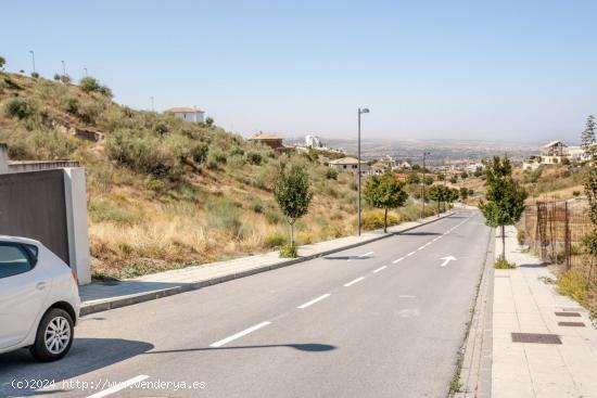 Parcela en venta en Altos de la Zubia - GRANADA