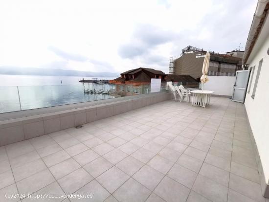 Piso bonito en venta con terraza y vistas al mar en Sanxenxo - PONTEVEDRA