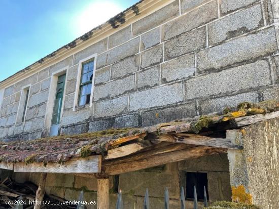 CASA DE PIEDRA ANTIGUA PARA REHABILITAR - ORENSE