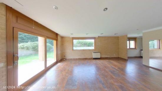 Espectacular Chalet en Zamans - PONTEVEDRA