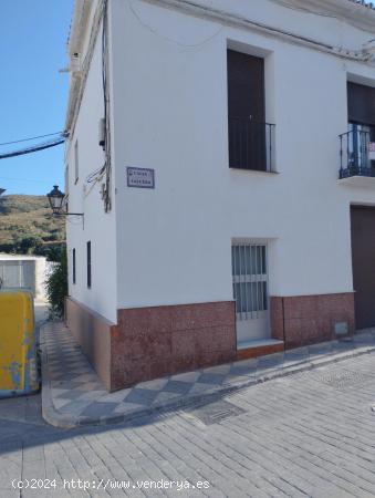 Se Vende en Riogordo - MALAGA