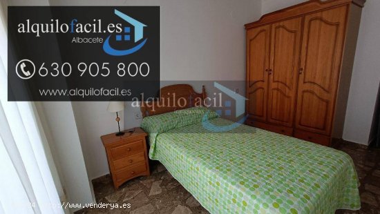 SE ALQUILA PISO EN C/ LEPANTO DE 4 HABITACIONES Y 2 BAÑOS CON GARAJE OPCIONAL POR 800€