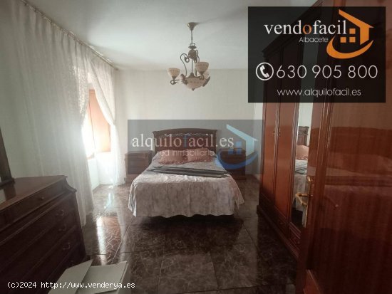 SE VENDE CASA EN POZOHONDO DE 4 HABITACIONES Y PATIO DE 40 METROS POR 68000€