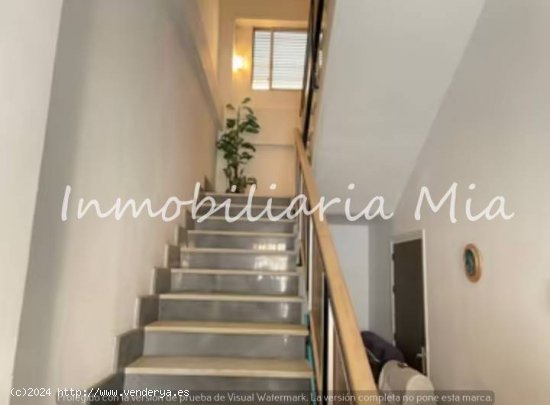 SE VENDE AMPLIA CASA EN PUERTO LUMBRERAS