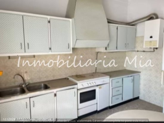 SE VENDE AMPLIA CASA EN PUERTO LUMBRERAS