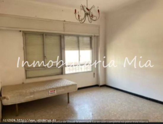 SE VENDE AMPLIA CASA EN PUERTO LUMBRERAS