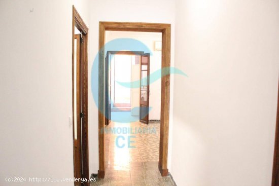 Se vende extensa planta baja en Santa Catalina