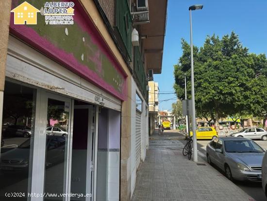 LOCAL COMERCIAL ECONÓMICO EN EL ALTET FRENTE A LA PLAZA - ALICANTE