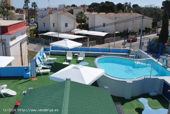 VENTA - COSTA CALIDA- HOTEL - 36  HABITACIONES - PISCINA CAFETERIA -80% OCUPACION- +10% RENTABILIDAD