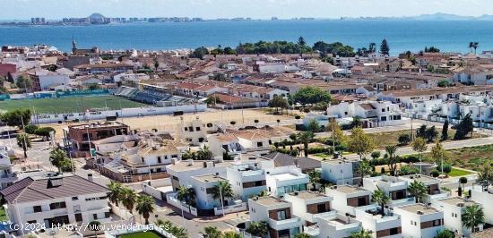 Apartamento moderno de 2 dormitorios y 2 baños en el Mar Menor - MURCIA