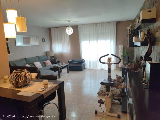  Bonito duplex en zona Bompreu - BARCELONA 