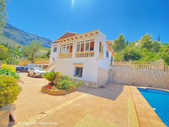 Chalet con vistas al mar - ALICANTE