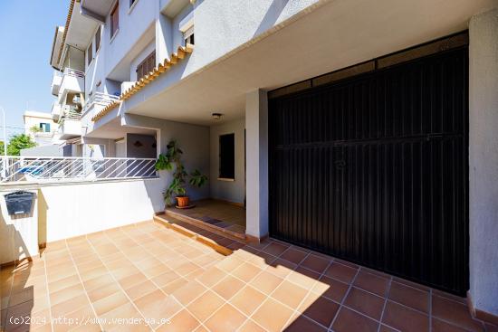 Chalet adosado en el solicitado barrio de Son Ferriol - BALEARES