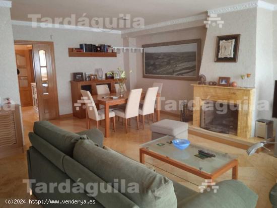 BONITO Y AMPLIO CHALET EN VILLARES DE LA REINA. - SALAMANCA