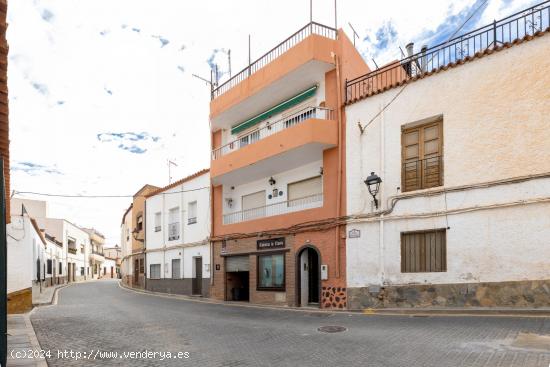 Venta de piso en Abla (Almería) - ALMERIA