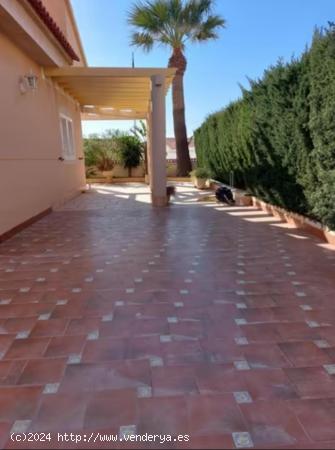 BONITO CHALET EL PLAYA GRANDE CASTELLAR - MURCIA