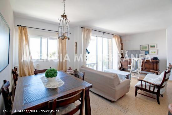 APARTAMENTO LUMINOSO CON VISTAS EN EL CORAZON DE LAS ROTAS DENIA - ALICANTE