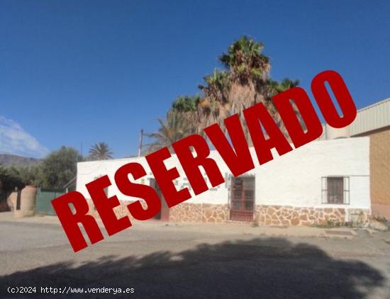 RESERVADO CORTIJO EN GADOR - ALMERIA