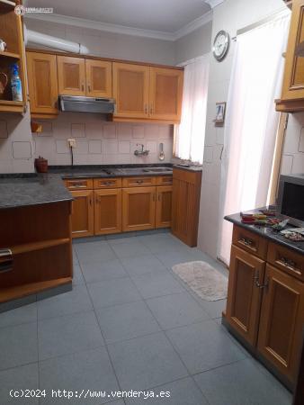 API LUNA INMOBILIARIA VENDE BUEN PISO - ALBACETE