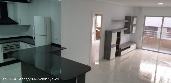 Piso en venta en zona ensanche - ALICANTE