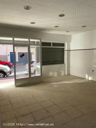 Local Comercial a Dos Calles - MURCIA