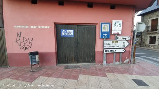 SE VENDE O SE ALQUILA  LOCAL EN  CACABELOS - LEON