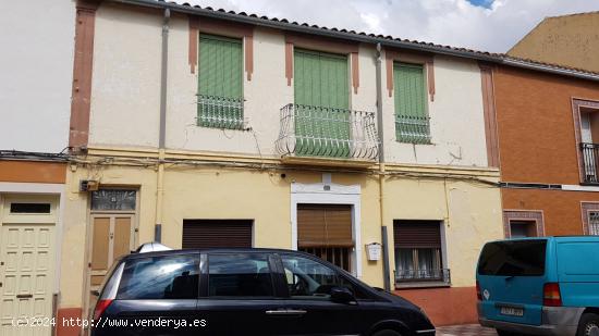 Se Vende en Almansa - ALBACETE