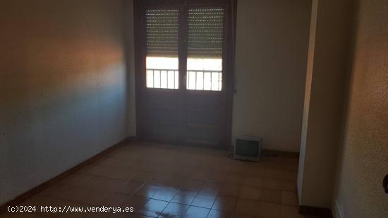 Se Vende en Almansa - ALBACETE