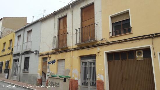 CASA PARA DERRIBAR - ALBACETE