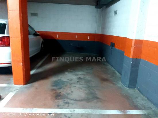 PLAZA DE PARKING EN ZONA VINYETS - BARCELONA