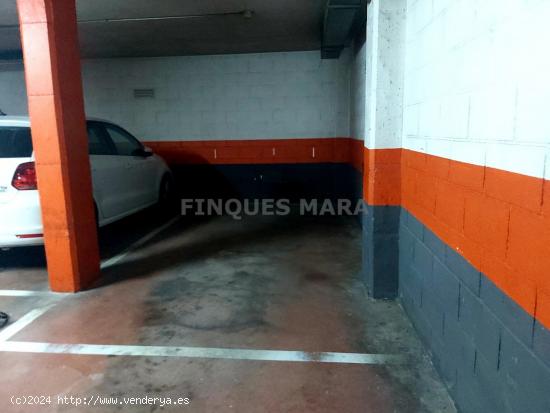 PLAZA DE PARKING EN ZONA VINYETS - BARCELONA