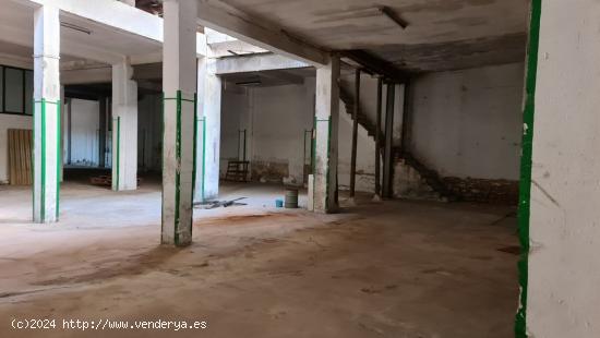 ALG695 - LOCAL COMERCIAL DE 1663M2 EN LA RONDA DE ALZIRA DE ALGEMESÍ - VALENCIA