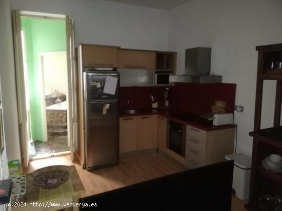  PISO EN VENTA EN PLENO CENTRO DE ALICANTE - ZONA LUCEROS - ALICANTE 