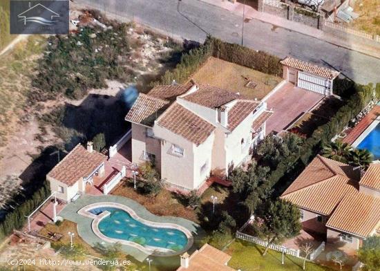 CHALET INDEPENDIENTE EN VENTA SAN VICENTE DEL RASPEIG - LOS GIRASOLES - ALICANTE