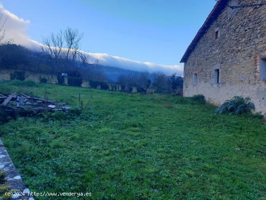  CASA PARA REFORMAR CON TERRENO - BURGOS 