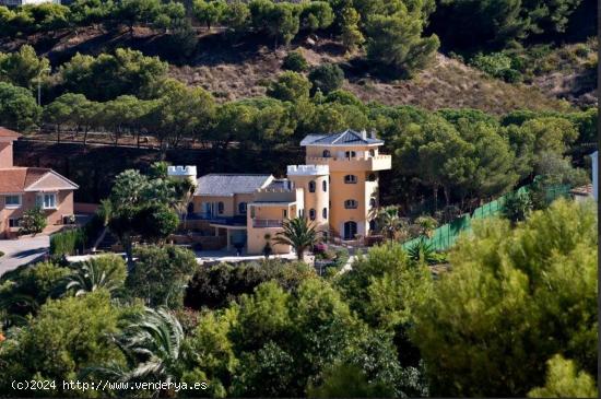 Unico, especial, maravilloso chateau en La Manga Club - MURCIA