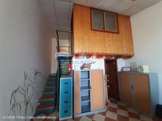 Oficina en Venta en Calle as Mimosas, Ponteareas - PONTEVEDRA