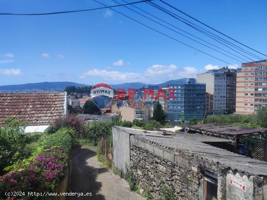 Casa / Chalet pareado en Venta en Calle Roris, Vigo - PONTEVEDRA