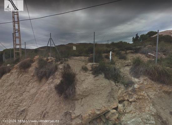 Terreo en Pueblo Acantilado - ALICANTE