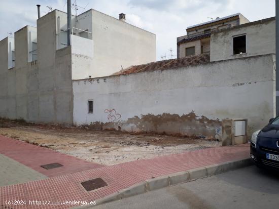 SOLAR EN ZONA MERCADONA - ALICANTE