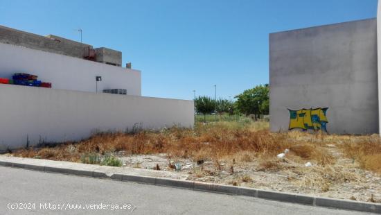 SOLAR ZONA AUDITORIO - ALICANTE