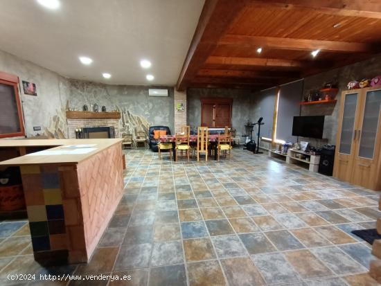 SE VENDE EXCELENTE CHALET EN LIBRILLA - MURCIA